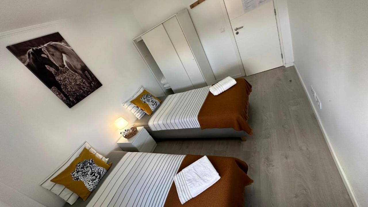 Airport Room Lisboa Extérieur photo