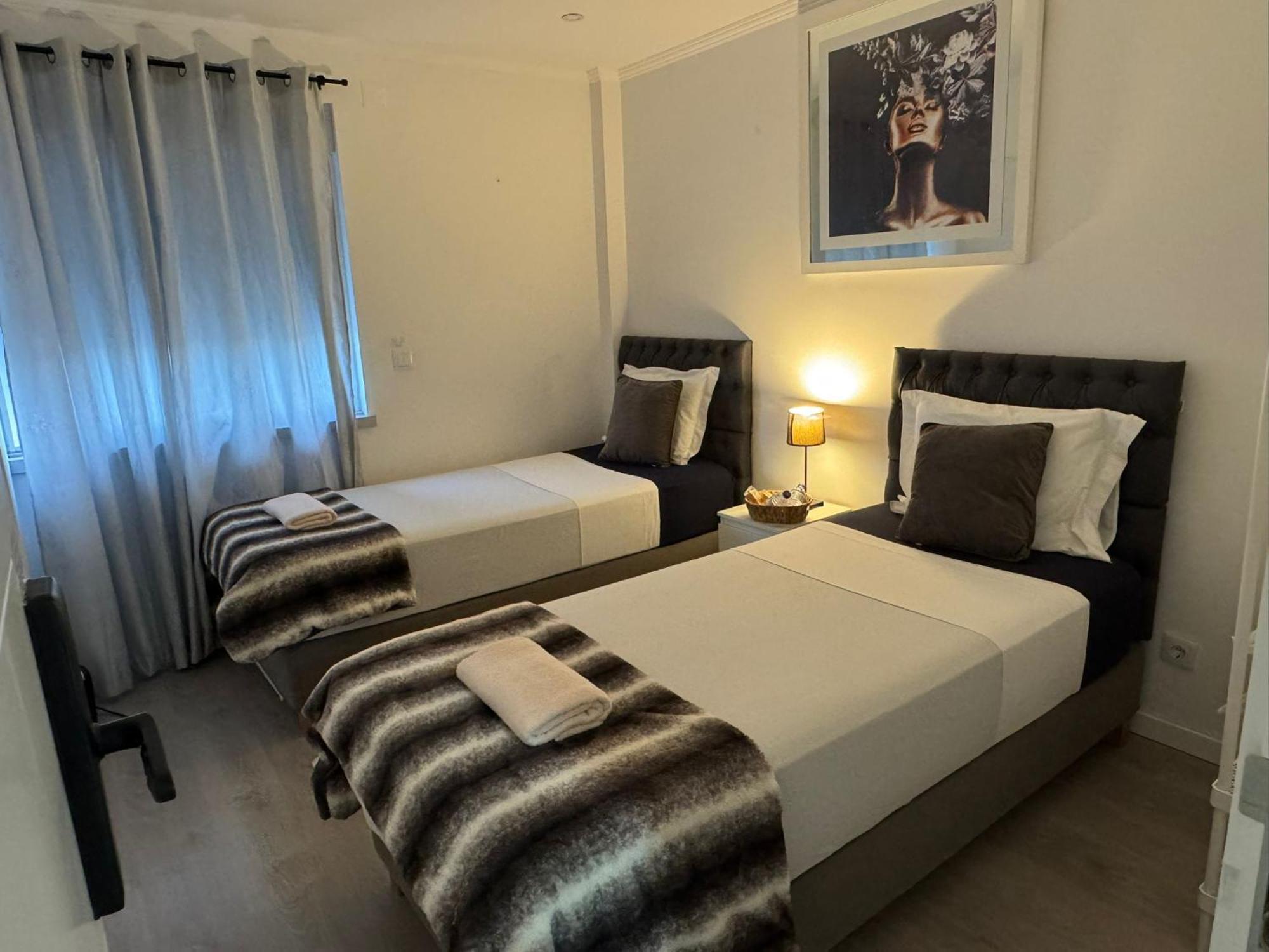 Airport Room Lisboa Extérieur photo